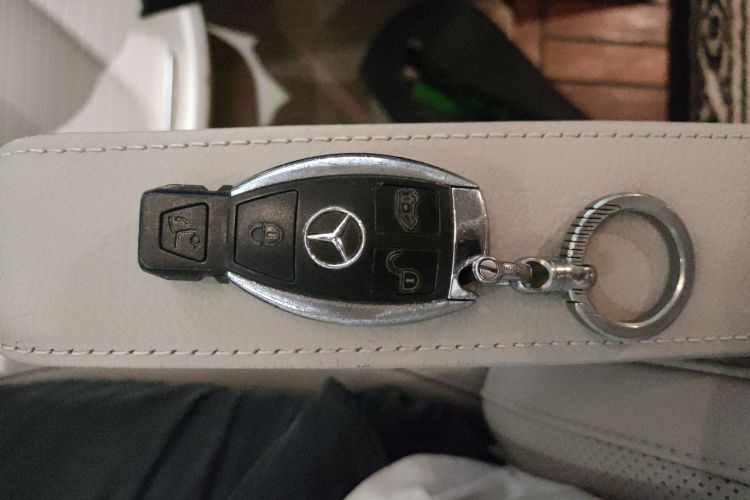 Mercedes-Benz V Class 2018 #12 Mercedes-Benz V Class 2018 car image #12