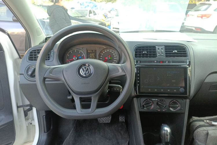 Polo 2018 immagine di auto #12