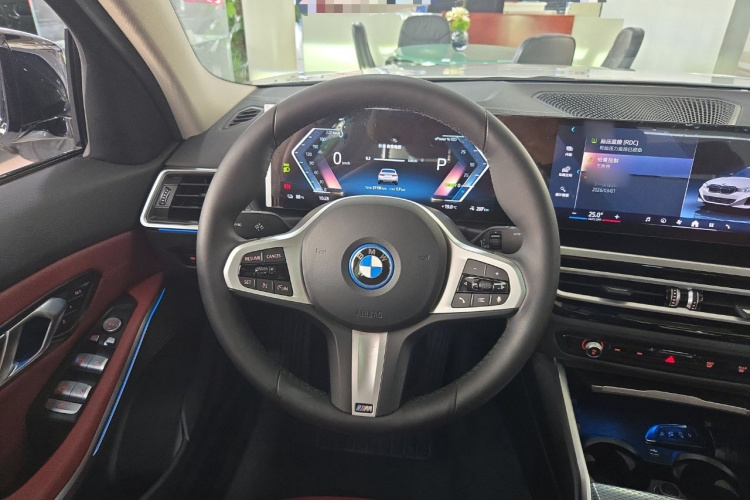 BMW i3 2024 car image #12