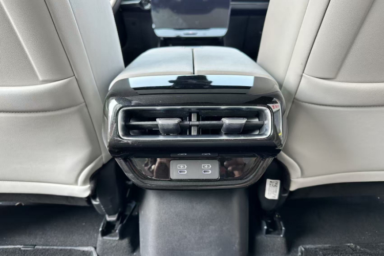 Honda S7 2025 #12 Honda S7 2025 car image #12