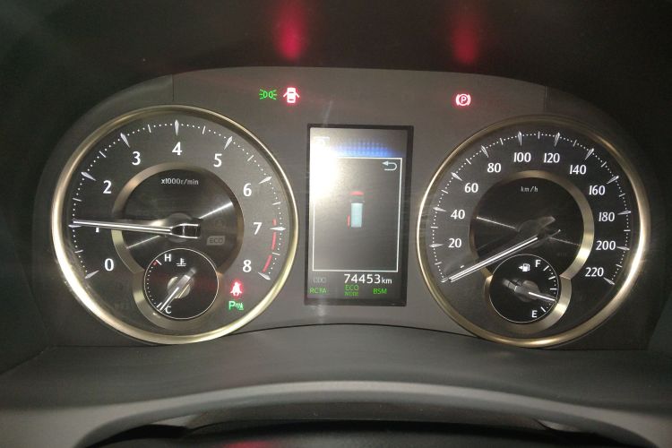 Toyota Alphard 2019 #12 Toyota Alphard 2019 car image #12