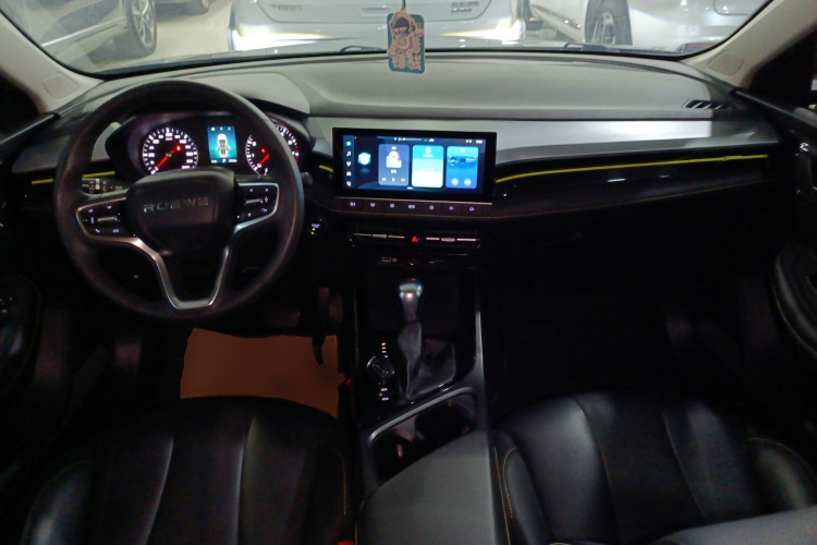 Roewe i5 2021 #12 Roewe i5 2021 car image #12