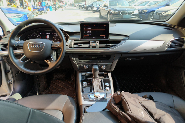 Audi A6L 2018 car image #12