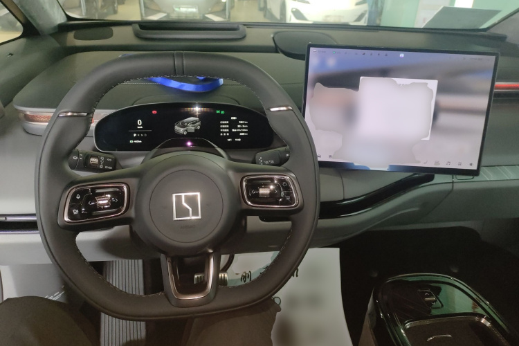 极氪 极氪MIX 2024 汽车图片 #12