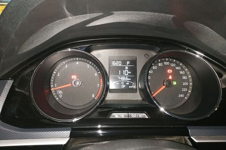 Volkswagen C-Trek 2017 immagine di auto #12