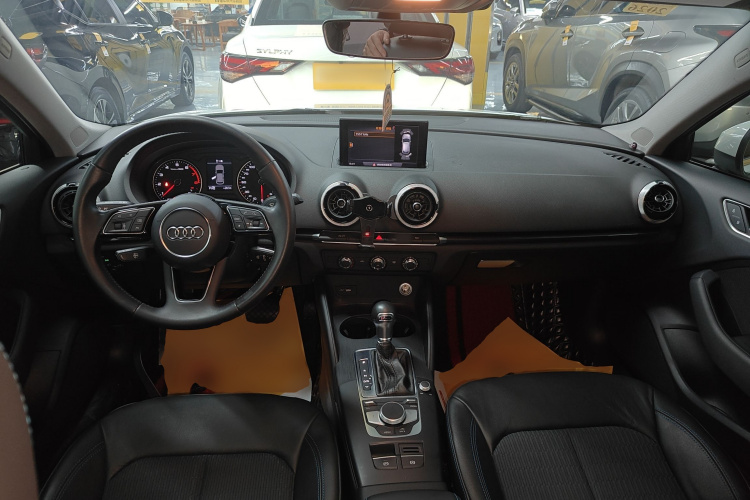 2018 #12 2018 immagine di auto #12