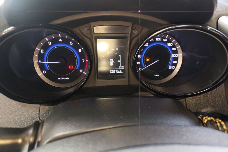 Changan CS15 2016 #12 Changan CS15 2016 car image #12