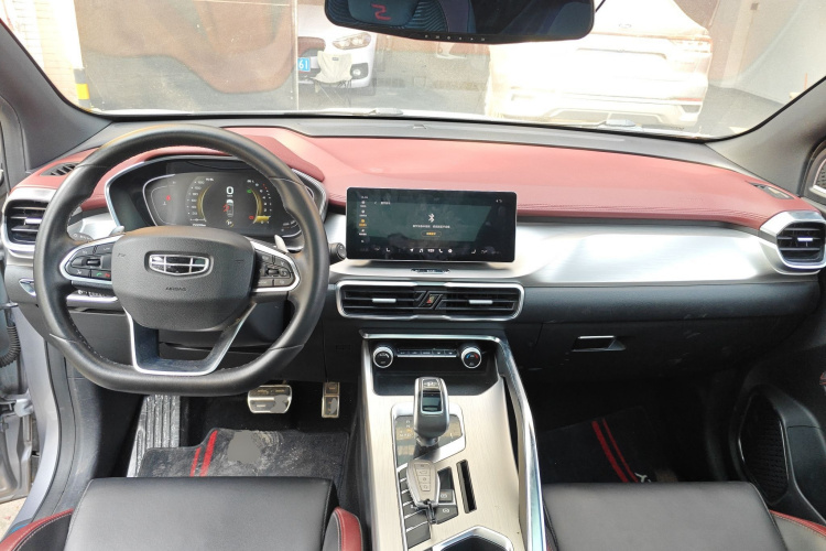 GEELY Coolray 2019 car image #12