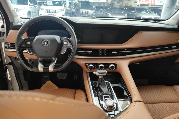 Changan CS95 2023 #12 Changan CS95 2023 car image #12