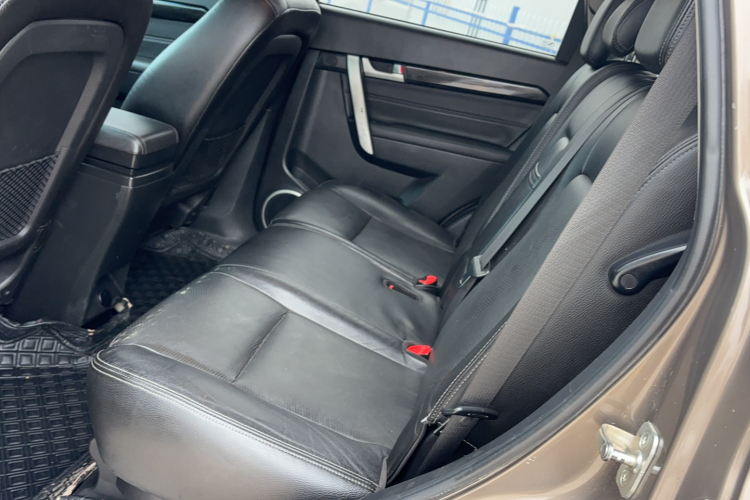 Chevrolet Captiva 2017 image de voiture #12