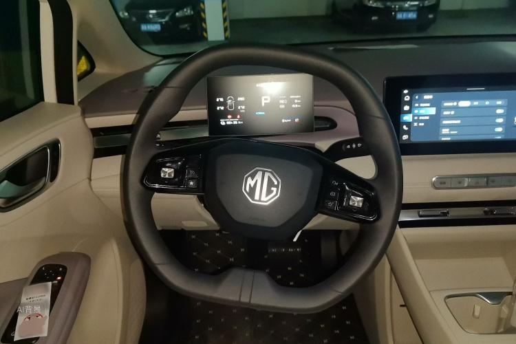 MG 4 EV 2025 immagine di auto #12