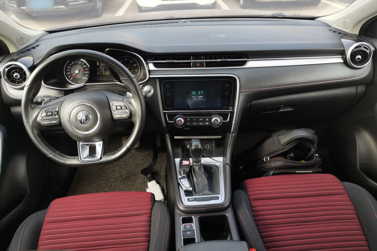 MG 6 2018 car image #12