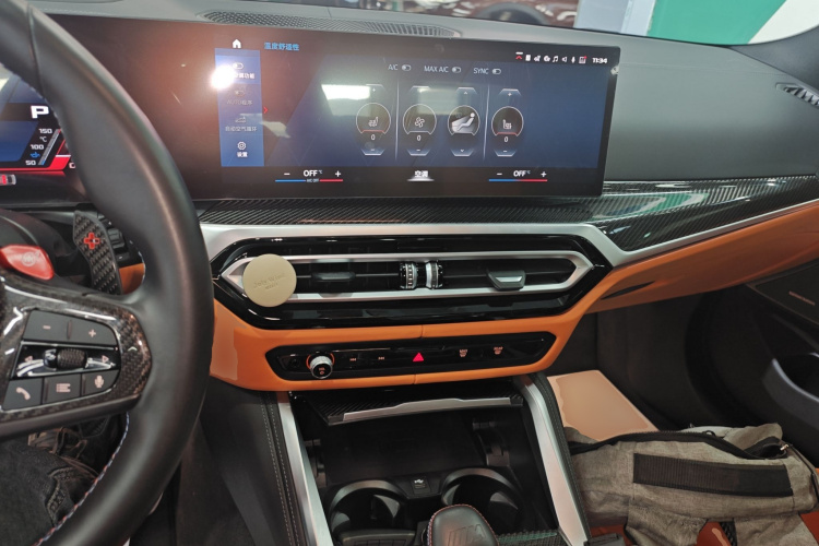 BMW M3 2023 immagine di auto #12