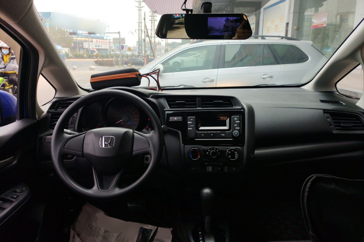 Honda Fit 2018 car image #12