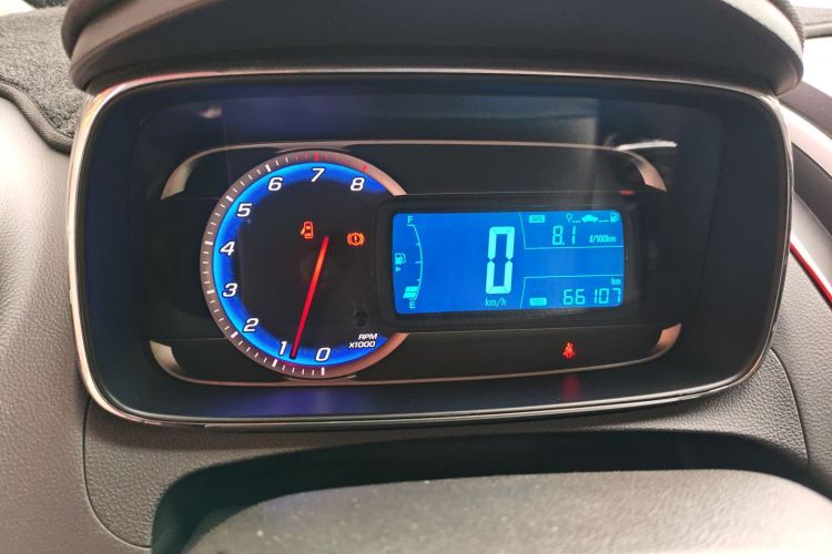 Chevrolet Tracker 2017 car image #12