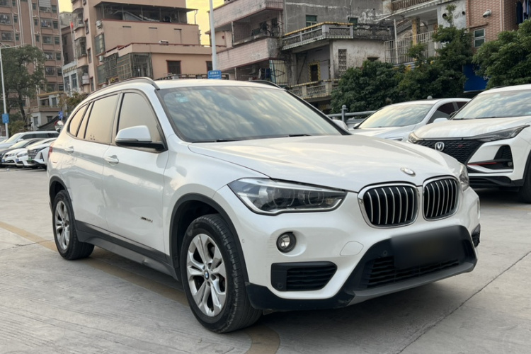 BMW X1 2017 #12 BMW X1 2017 car image #12