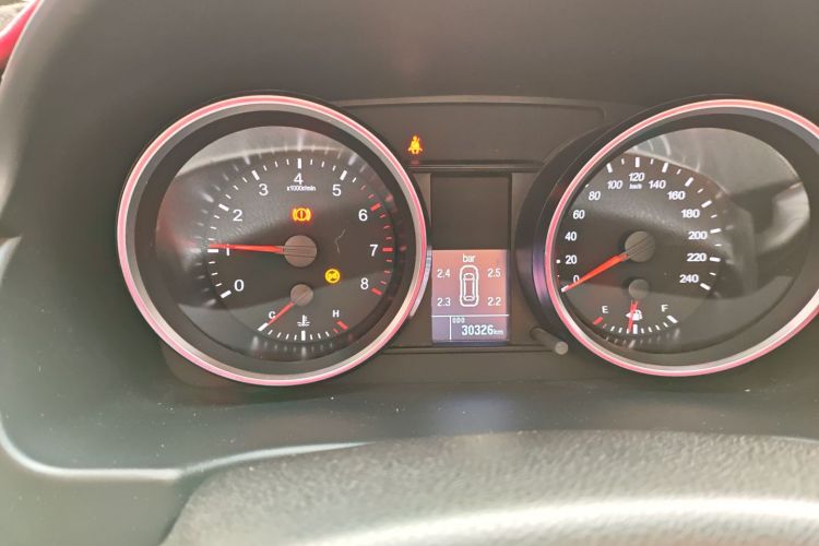 Haval M6 2017 car image #12