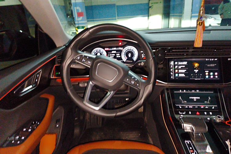 Audi Q8 2021 car image #12