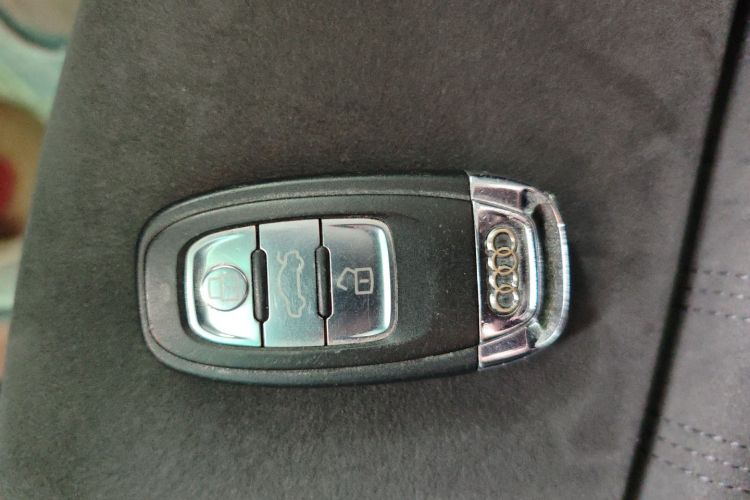 Audi A6 (Imported) 2018 #12 Audi A6 (Imported) 2018 car image #12