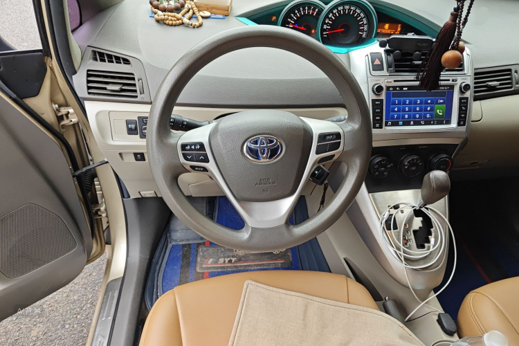 Toyota Verso 2015 car image #12