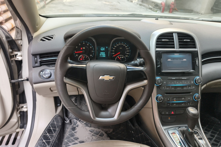 Chevrolet Malibu 2015 car image #12