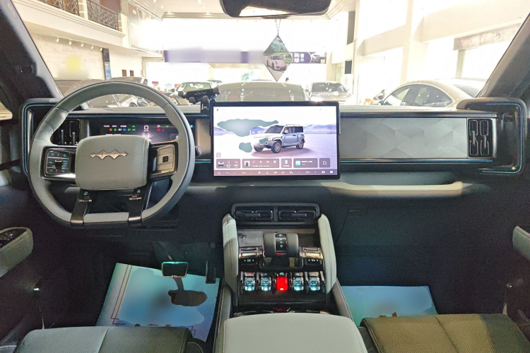 FangChengBao Leopard 5 2025 car image #12