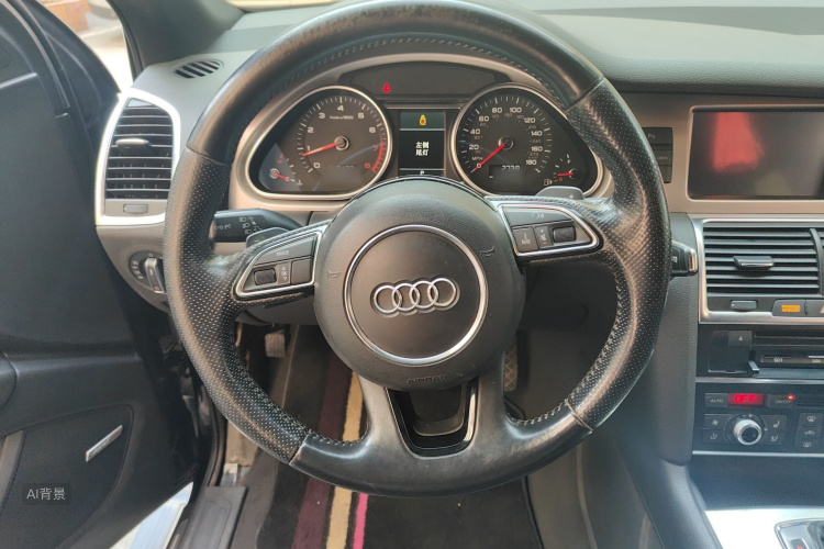 Audi Q7 2012 car image #12