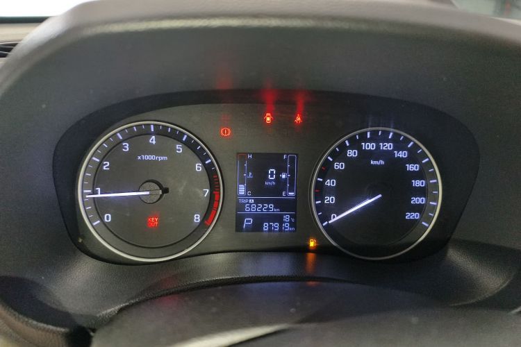 Hyundai ix25 2016 car image #12