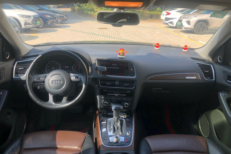 Audi Q5 2016 car image #12