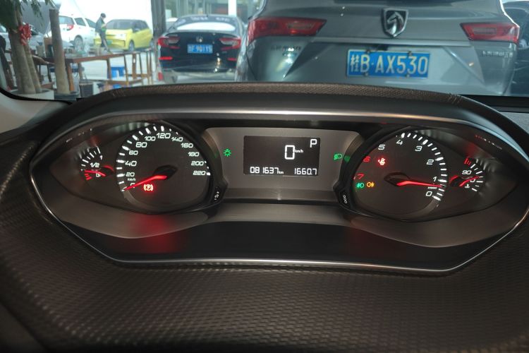 Peugeot 308 2019 #12 Peugeot 308 2019 car image #12