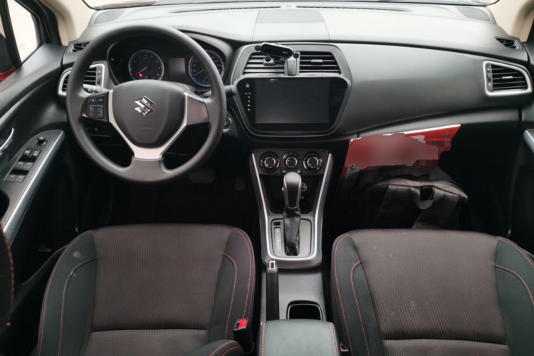 Suzuki S-Cross 2017 صورة سيارة #12