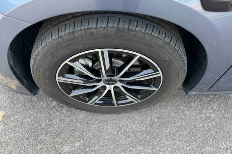 BYD Seal 06 New Energy 2025 car image #12