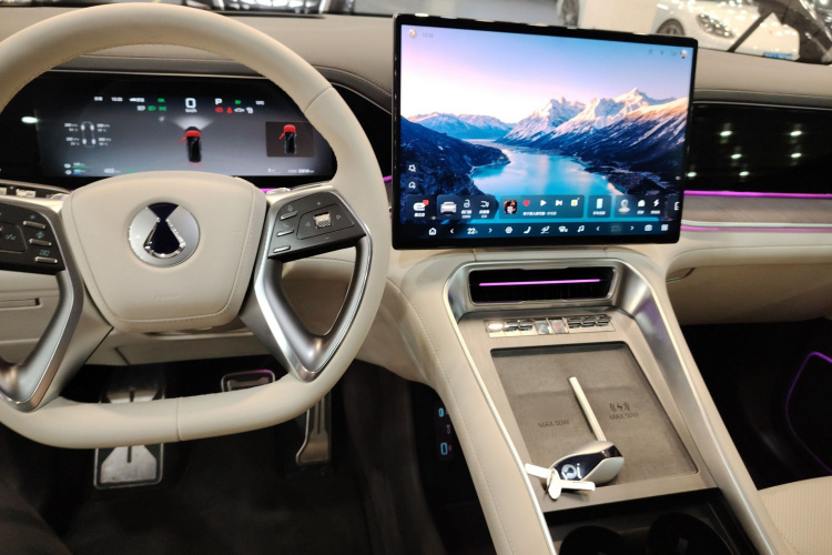 Denza N9 2025 #12 Denza N9 2025 صورة سيارة #12