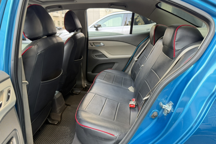 Chevrolet Sail 2015 immagine di auto #12