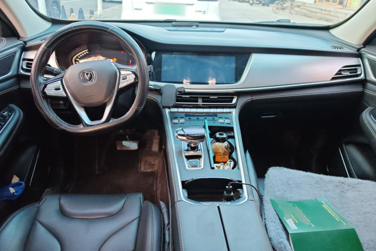 Changan CS85 Coupe 2019 car image #12