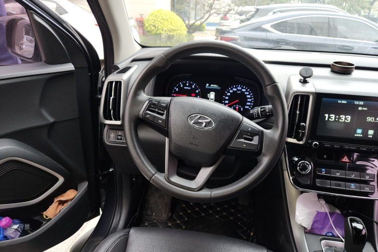 Hyundai ix35 2019 #12 Hyundai ix35 2019 car image #12