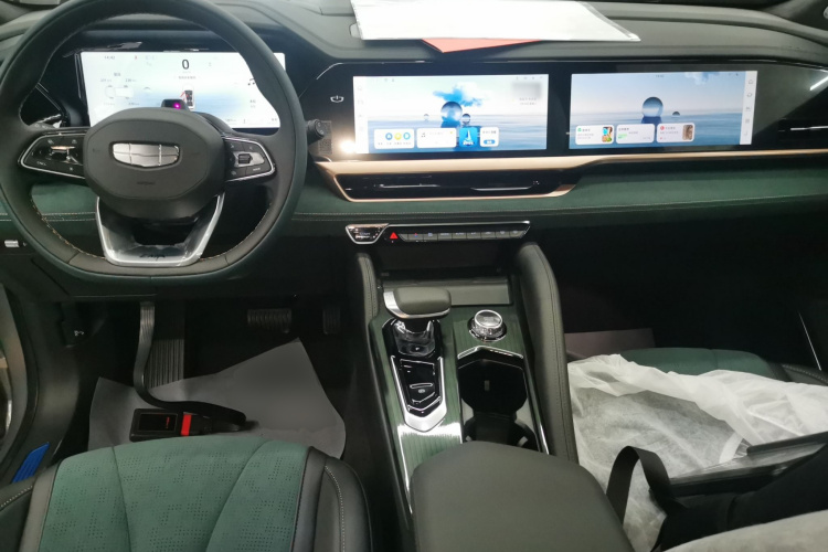 GEELY 2025 #12 GEELY 2025 car image #12