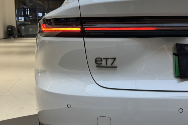 蔚来 蔚来ET7 2024 汽车图片 #12