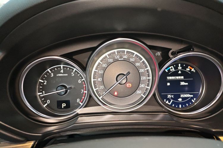 Mazda CX-5 2019 car image #12