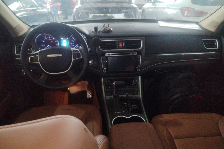 Haval H8 2017 #12 Haval H8 2017 car image #12