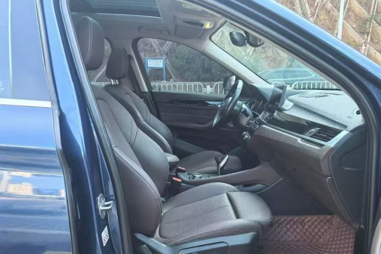 BMW X1 2021 immagine di auto #12