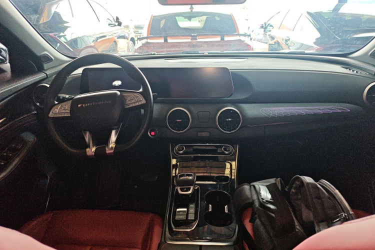 Forthing T5 EVO 2022 car image #12