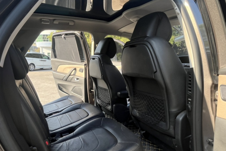 Citroen C4 PICASSO 2017 car image #12