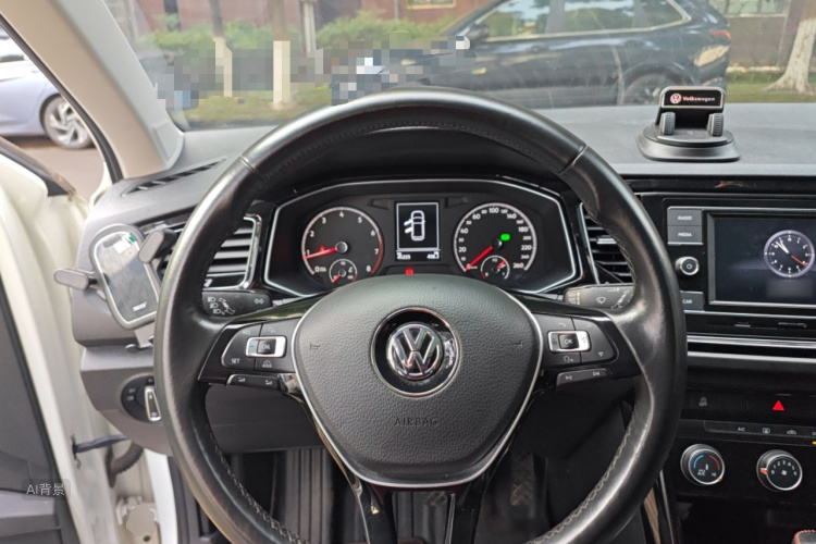 T-Roc 2019 immagine di auto #12