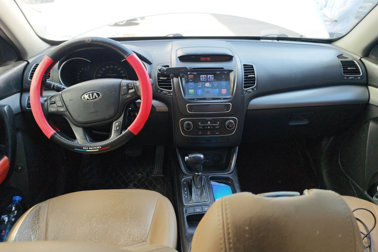 Kia Sorento 2013 изображение автомобиля #12