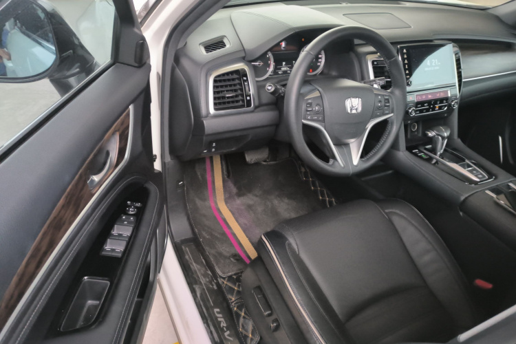 Honda UR-V 2018 #12 Honda UR-V 2018 car image #12