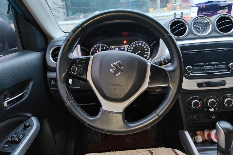 铃木 维特拉 2018 汽车图片 #12