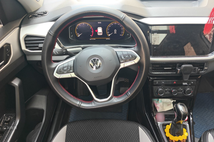 Volkswagen Tacqua 2021 car image #12