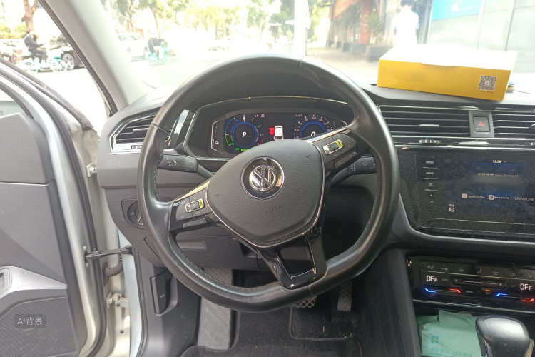 Volkswagen Tiguan L New Energy 2020 изображение автомобиля #12