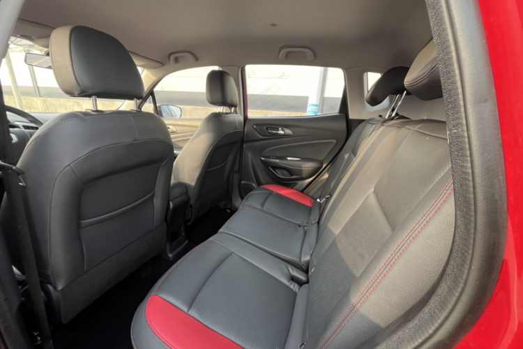 Changan CS15 2016 #12 Changan CS15 2016 immagine di auto #12